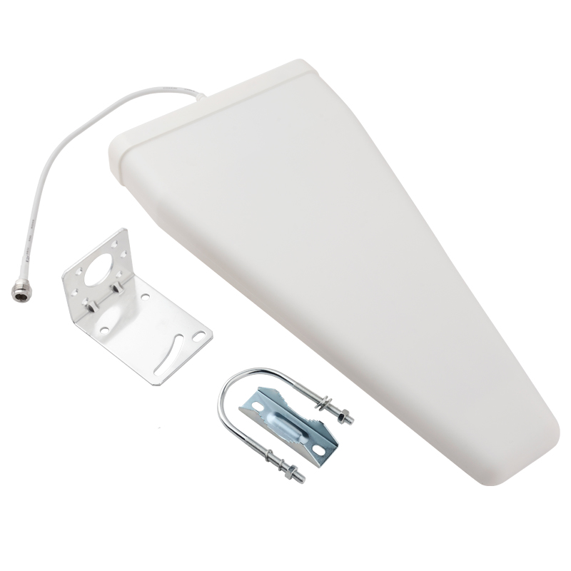  富文镇对数周期天线定向接收发射700-3700MHz